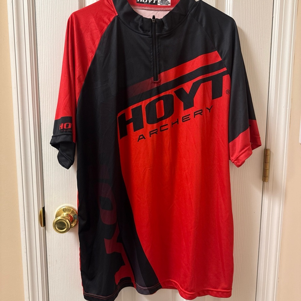 Hoyt Archery Men’s Mock Neck Shooter Jersey Shirt XL Red Black Short Sleeve
